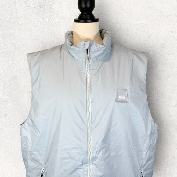 NWT Rains Fuse Vest Sky Blue-Gray Puffer Zip Front, Size XL Unisex - Picture 2 of 13